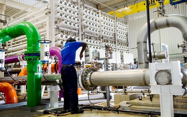 Abengoa se desprende de su parte de la planta desaladora de Ghana