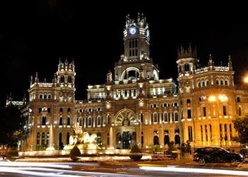 Madrid impulsa la energía limpia en sus edificios municipales