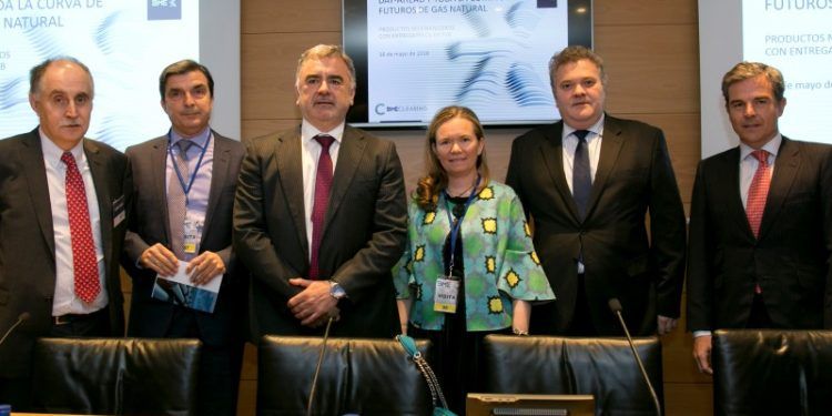 Primera operación de futuros de gas de Fenie Energía