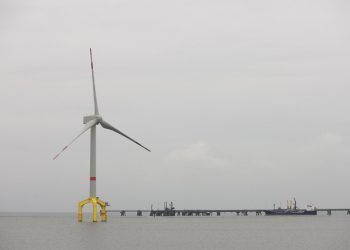 eólica marina flotante