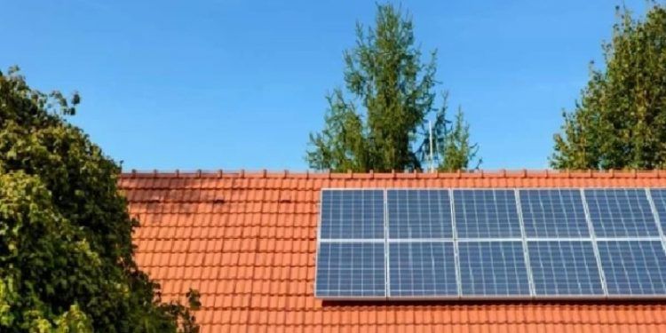 Gobierno suprime el impuesto al sol