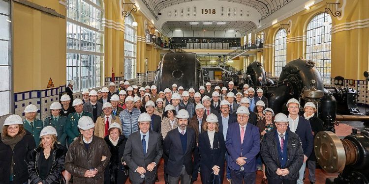 Centenario Central hidroeléctrica de Seira