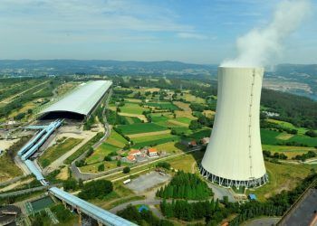 Antigua central térmica de Meirama (Galicia)