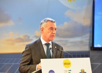 presentación del mayor parque solar fotovoltaico de Euskadi