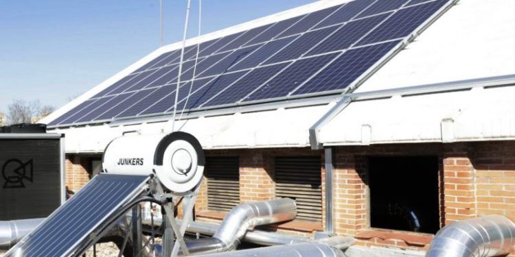paneles solares en 51 edificios de Madrid