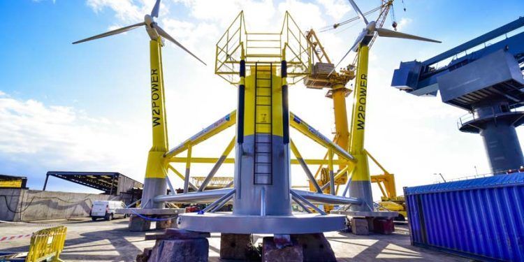 La primera plataforma eólica flotante de España se pone a prueba en Canarias