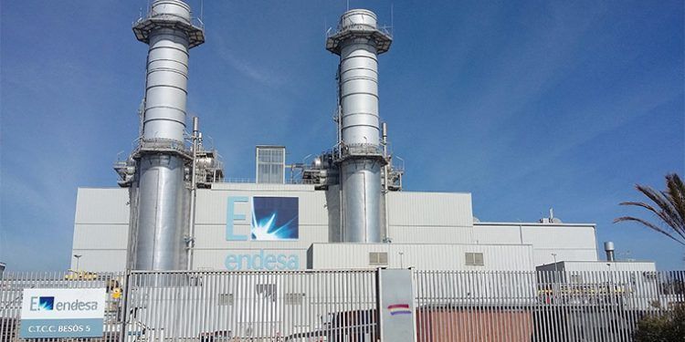 CNMC sanciona a Naturgy y a Endesa