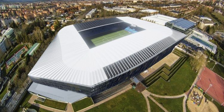 Otro estadio de fútbol que se apunta a la seguridad de la iluminación inteligente