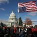Activistas realizan una manifestación contra el calentamiento global en Washington, frente al Congreso. 1 de noviembre 2019. REUTERS/Siphiwe Sibeko