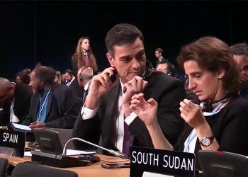 Pedro Sánchez, presidente en funciones, y Teresa Ribera, ministra para la Transición Ecológica, durante la COP24 en Polonia.