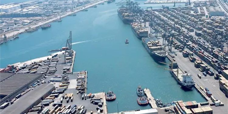El Puerto de Barcelona apoya la aplicación de IMO 2020.