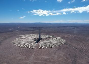 Cerro Dominador: primer proyecto termosolar de Latinoamérica inicia su última fase de construcción