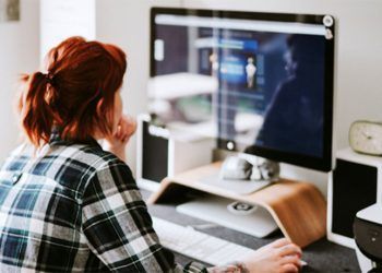 Consejos para no incrementar la factura energética por el teletrabajo.