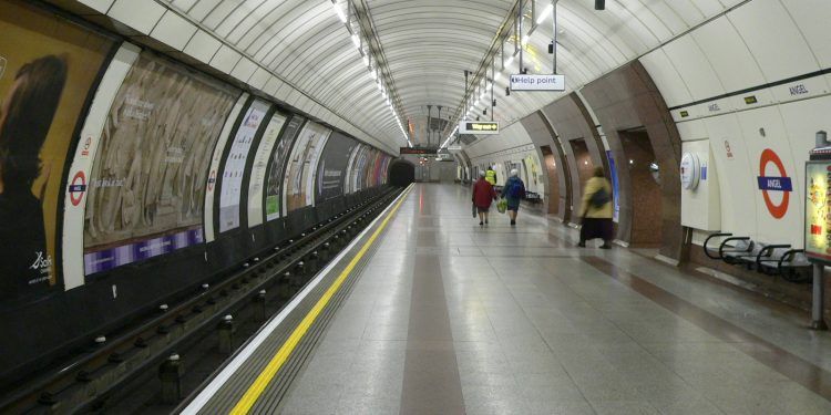 El metro de Londres utilizará energía cien por cien renovable