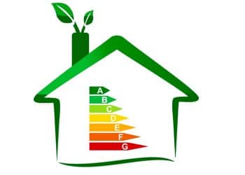 MITECO abre consulta pública para actualizar la certificación energética de edificios.