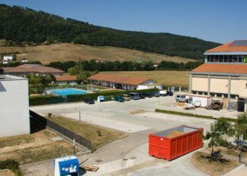 Red de calor con biomasa en Ultzama, Navarra, para calentar edificios de uso público. Cuentan con un plan de ordenación de sus recursos forestales.