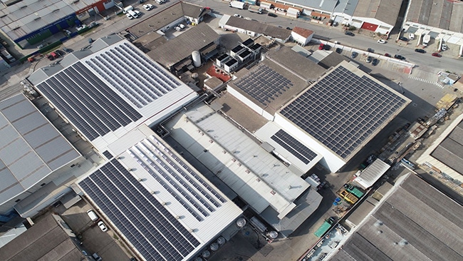 Melilla aprueba un presupuesto de tres millones de euros para instalar placas solares en edificios públicos