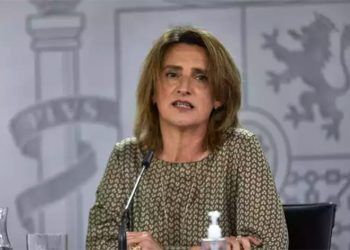 Vicepresidenta Teresa Ribera y CCAA trabajarán en la Planificación de la red eléctrica y en el plan de las renovables.