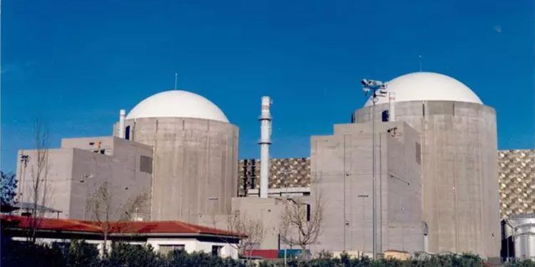 Fuerte caída en bolsa de eléctricas con centrales nucleares e hidroeléctricas.