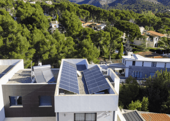 Fronius garantiza autoconsumo eléctrico sin cortes en Castellón