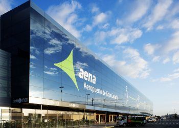 AENA garantiza el suministro de electricidad limpia en sus aeropuertos para 2022