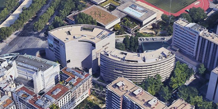 La Agencia Internacional de la Energía se compromete a alcanzar las cero emisiones en 2024
