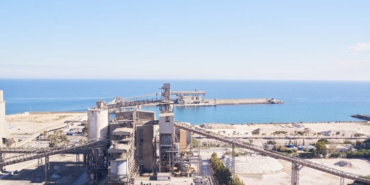 Todo listo para que la planta de captura de carbono de Almería empiece a funcionar