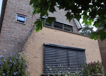 Las ventajas de las persianas con paneles solares incorporados