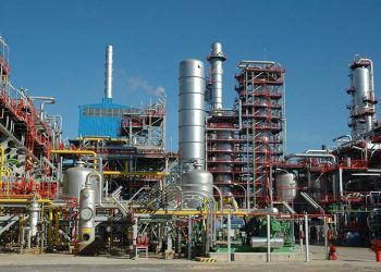 Cepsa inicia el desmantelamiento de su refinería en Santa Cruz de Tenerife para convertir las instalaciones en zonas verdes