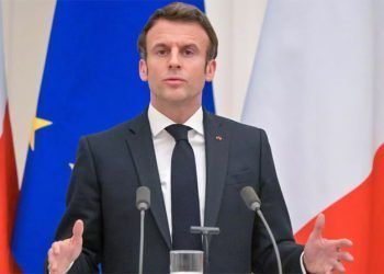 El presidente francés anuncia nuevos reactores nucleares.