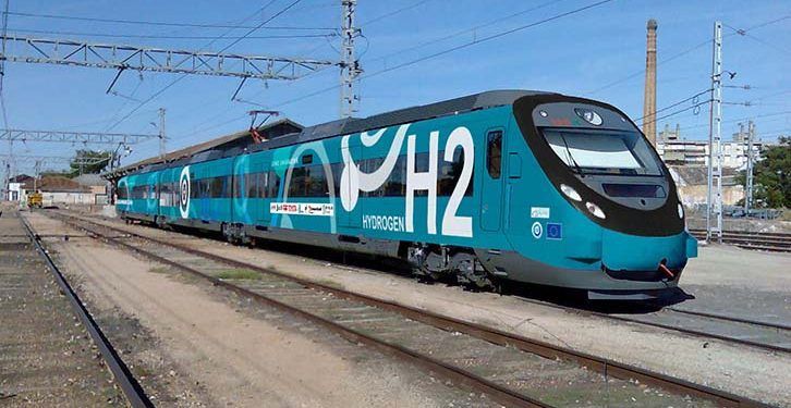 Iberdrola y CAF firman un acuerdo para poner en funcionamiento un tren de hidrógeno verde