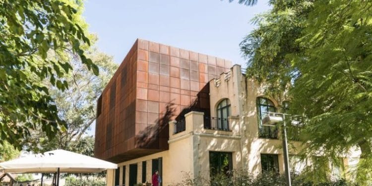Barcelona Energia suma nuevos ayuntamientos; ya son 14 los municipios a los que suministra energía cien por cien renovable
