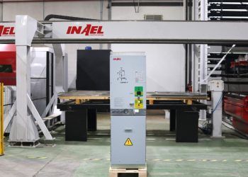 Inael fabrica su celda número 30.000