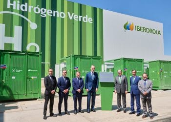 Iberdrola inaugura la planta de hidrógeno de Puertollano, la mayor para uso industrial de Europa