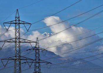 La deuda del sistema eléctrico se reduce en 2022