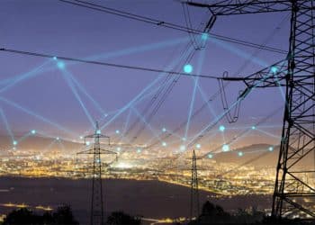 aelēc recurre la orden ministerial que recoge el gravamen al sector eléctrico.