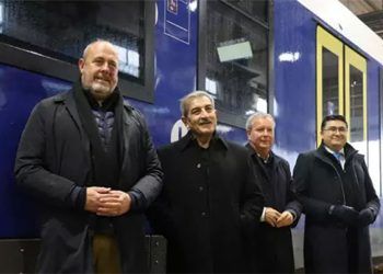 Los representantes del Gobierno de Canarias y de los cabildos de Tenerife y Gran Canaria durante su visita a Alemania. Foto: Gobierno de Canarias.