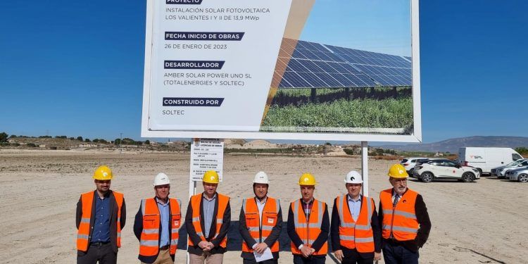TotalEnergies y Soltec inician la construcción del parque solar de Los Valientes en Molina de Segura (Murcia)
