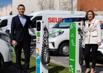 SEUR se alía con Repsol para convertirse en referente en reparto sostenible