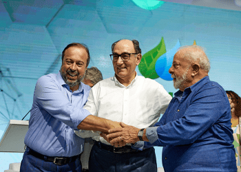 Iberdrola inaugura el primer complejo eólico-solar de Brasil