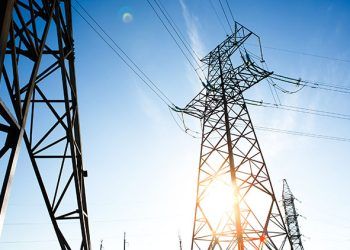 Feníe Energía denunica el incumplimiento del Gobierno sobre subastas de energía inframarginal.
