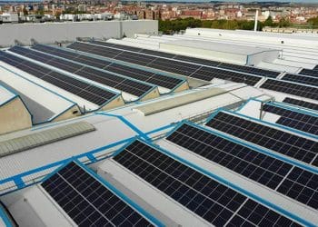 Autoconsumo fotovoltaico para las plantas españolas de IVECO.