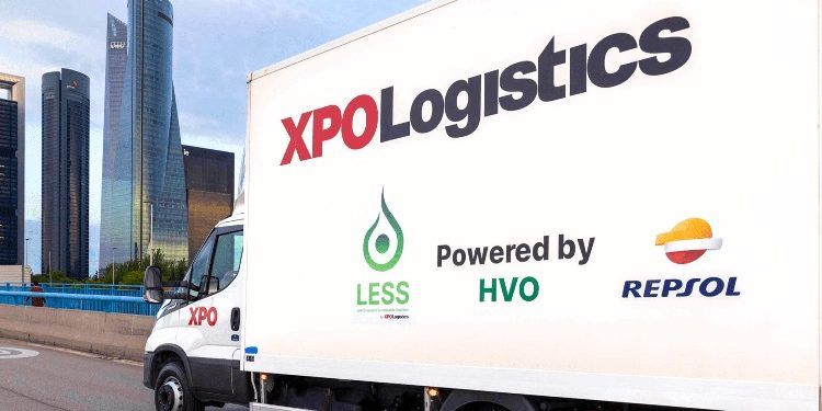 Camión de logística que utiliza HVO.