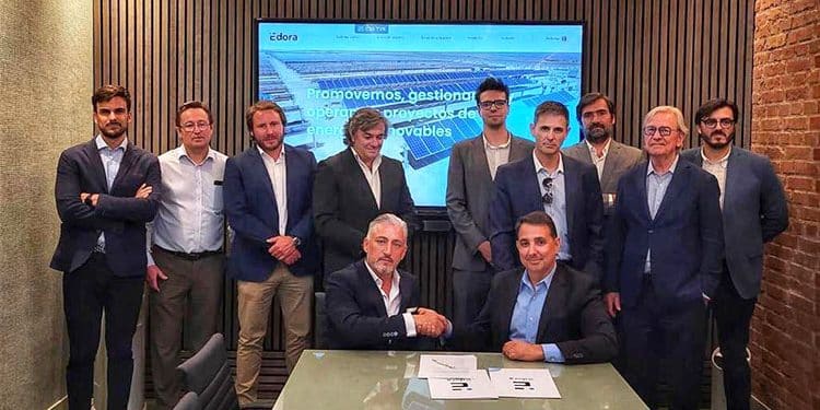 Alianza de Grupo Édora y Revo.