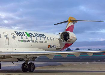 Cepsa inicia la comercialización de biocombustible para aviación.