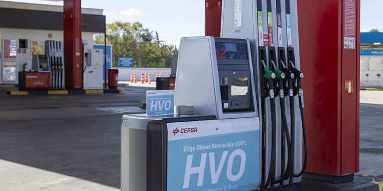 Surtidor de HVO de una estación de servicio de Cepsa.