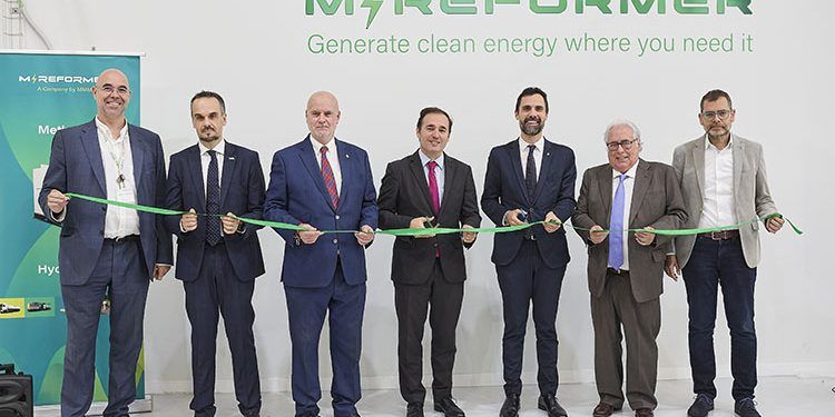 Inauguración de la planta de Molins de Rei.