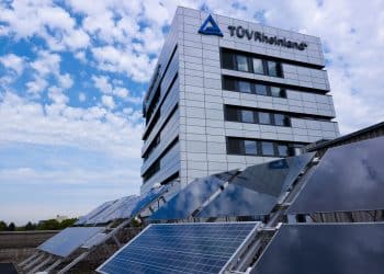 TÜV Rheinland reduce el gasto de casi 30 estaciones de ITV con la instalación de paneles solares de autoconsumo