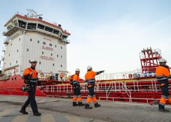 Repsol ya tiene aceite usado de cocina para empezar a producir combustibles renovables en España