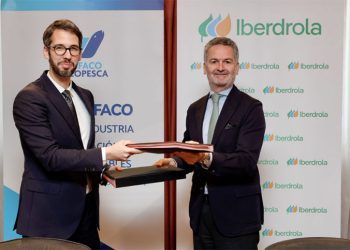 A la firma asistieron Alfonso Calderón, director Comercial de Iberdrola Clientes España, y Roberto Alonso, secretario general de ANFACO-CECOPESCA.